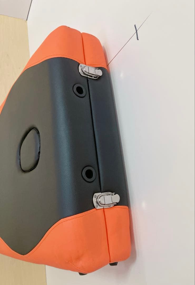 折りたたみ　エステベッド　マッサージベッド　持ち運びカバー付き　組み立て説明書