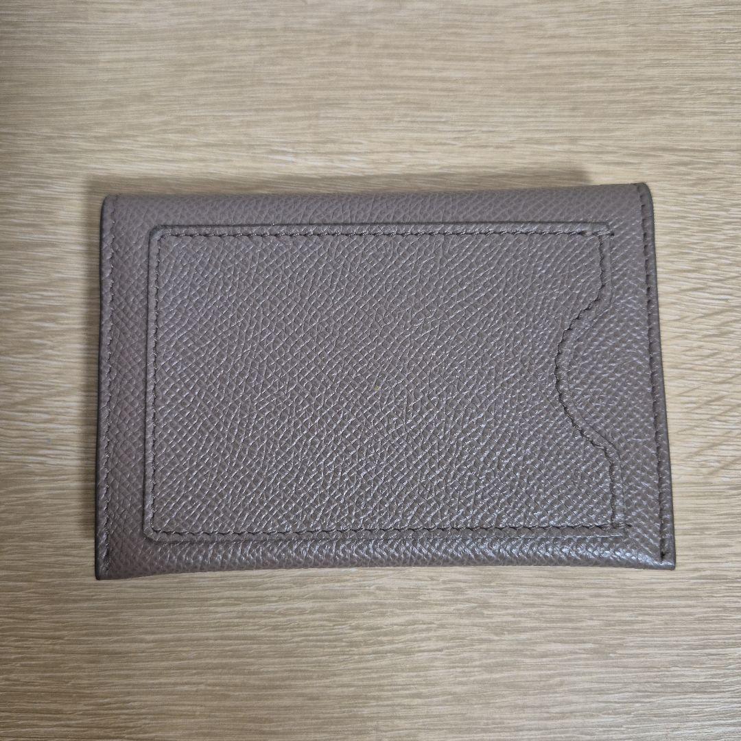 サルバトーレフェラガモ　名刺入れ
