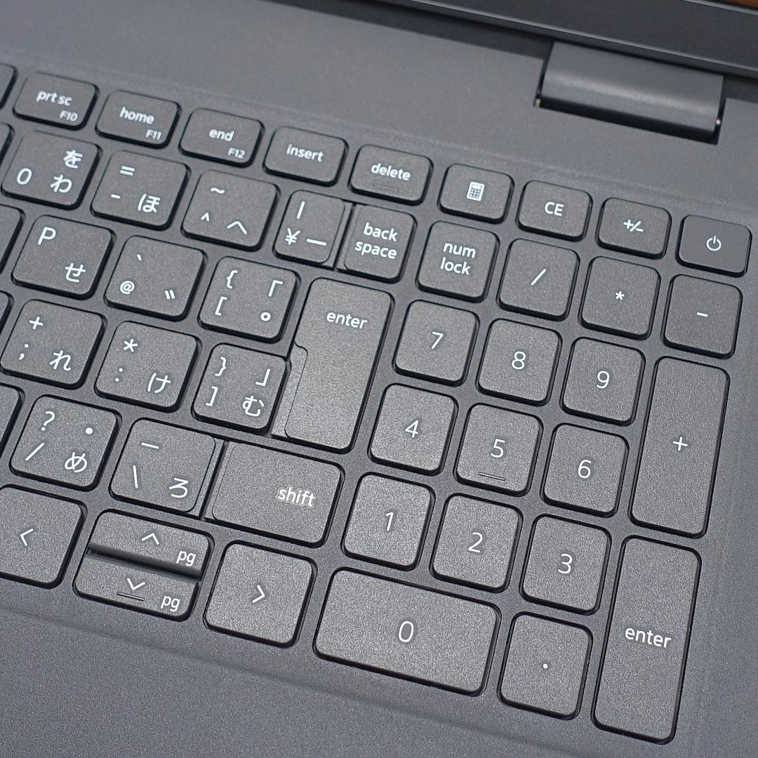 超高速大容量新品ＳＳＤ１ＴＢ搭載✨️美品で神速の２０２２年製✨第１１世代コアｉ５