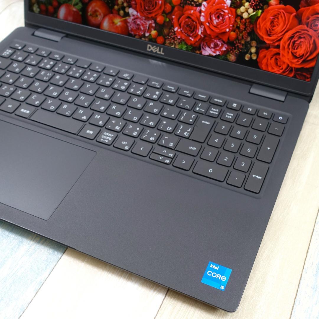 超高速大容量新品ＳＳＤ１ＴＢ搭載✨️美品で神速の２０２２年製✨第１１世代コアｉ５