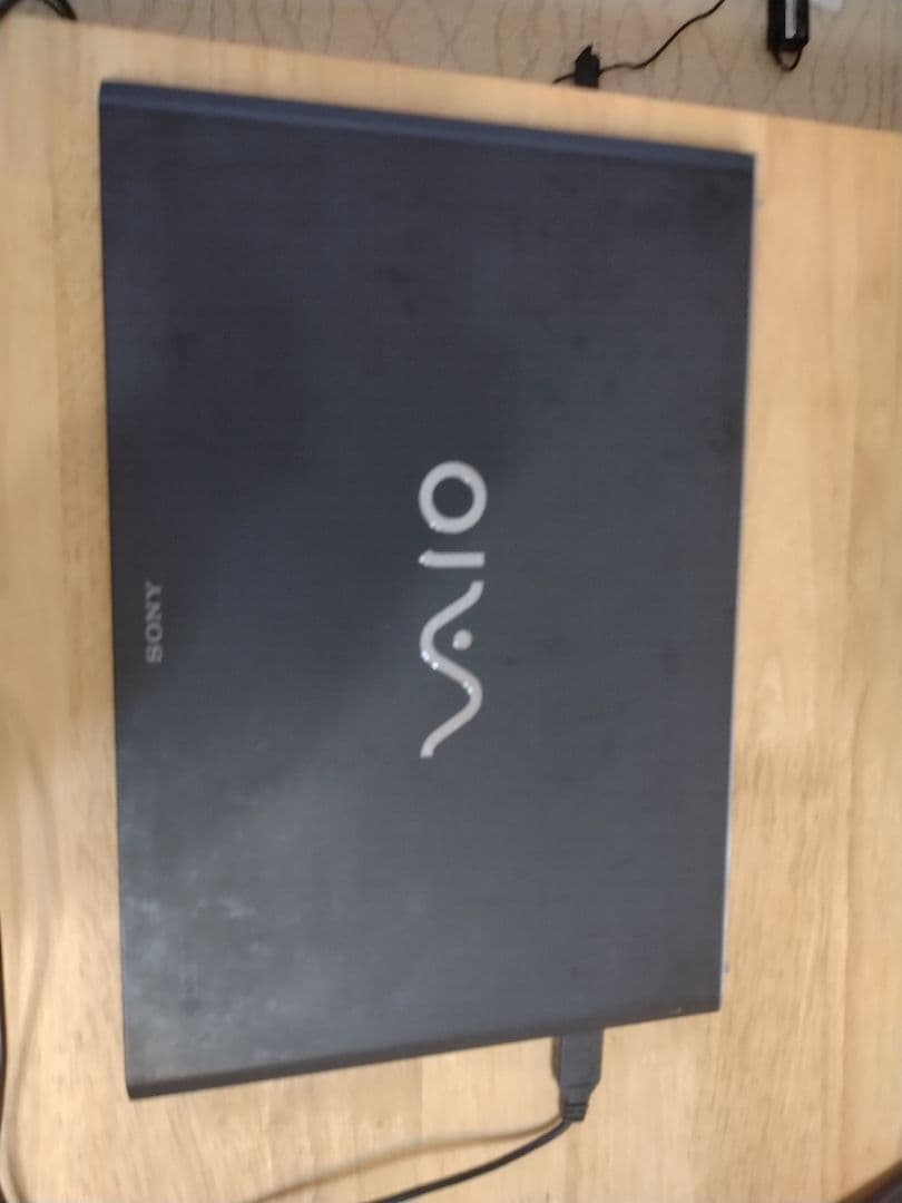 軽量薄型☆VAIO SVP112A2CN Core i3 8GB SSD128