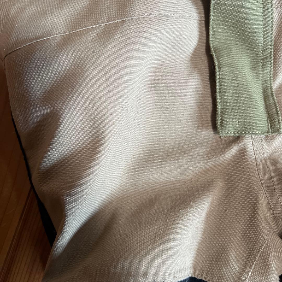 Burton スノーボードウェア　ジャンプスーツ　カーキ　2T