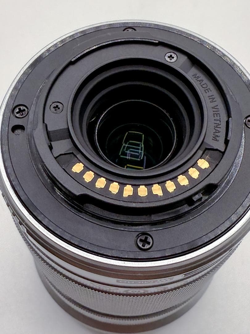 OLYMPUS M.ZUIKO 40-150mm R 中望遠ズームレンズシルバー