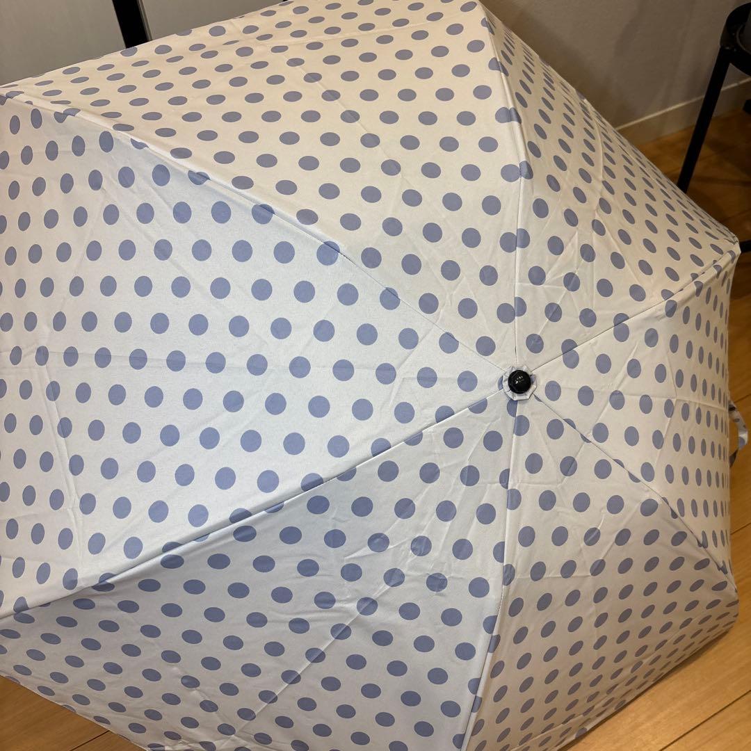 【超美品】サンバリア/SUN BARRIER100 3段折日傘 水玉ブルー