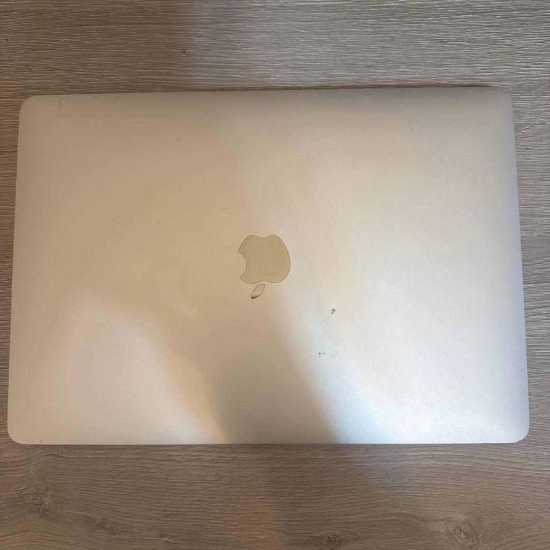 MacBook本体 Apple MacBook Air M1 8GB