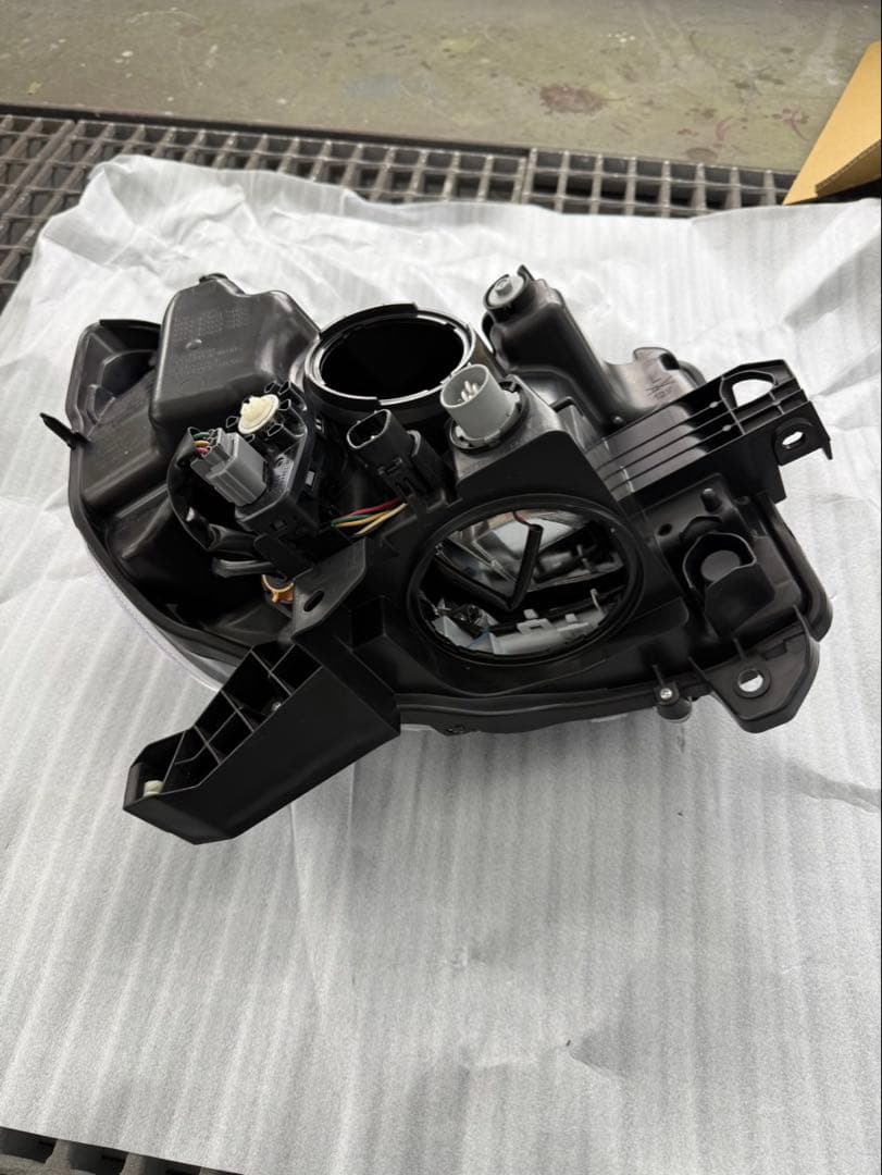 値下げしました‼︎超美品✨【ダイハツ ウェイク】純正 ヘッドライト 左