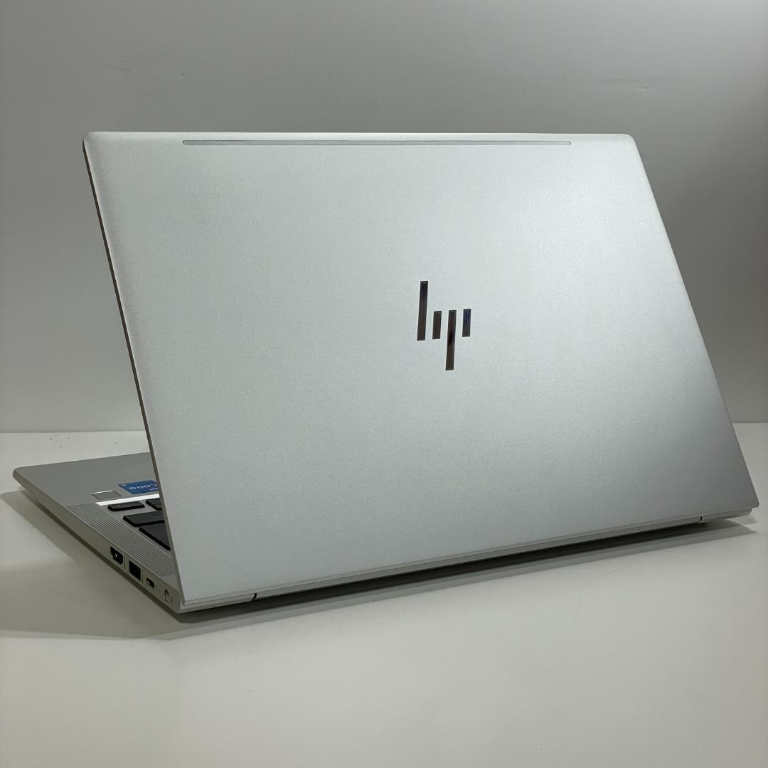 ★美品★第13世代 HP EliteBook 630 G10 ノートPC SSD