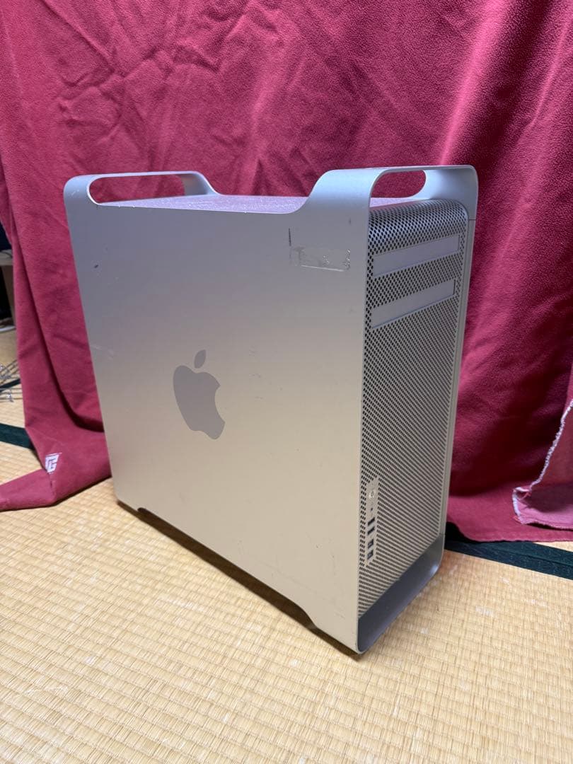 Mac Pro (A1289) 本体のみ HDDなし・動作未確認【手渡し可】