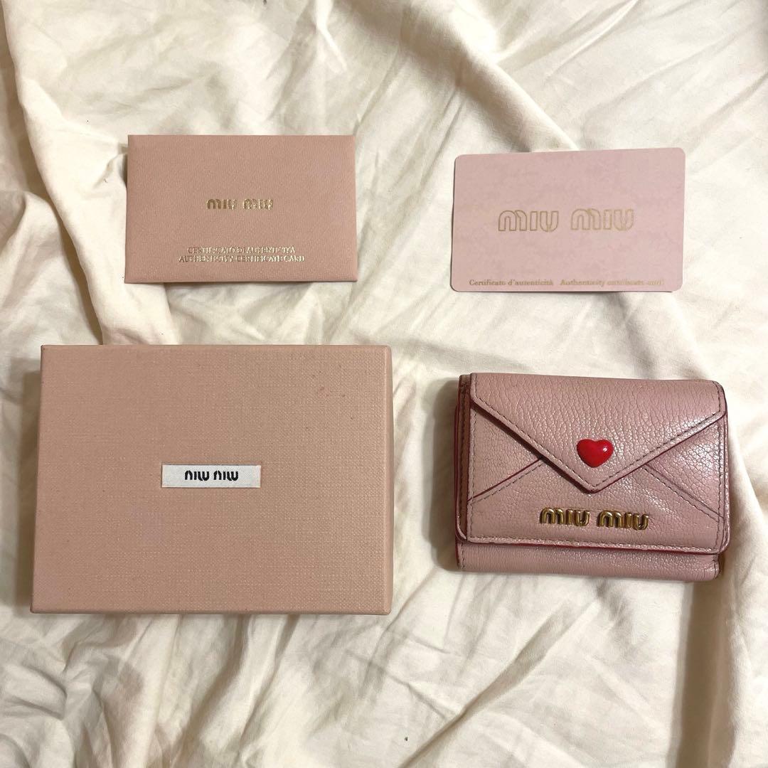 MIUMIU ラブレター　ミニ財布