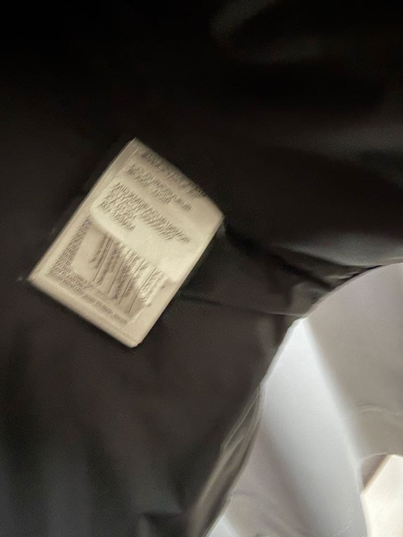 【20回程使用】カナダグース　ダウンベスト　メンズSサイズ　ブラック