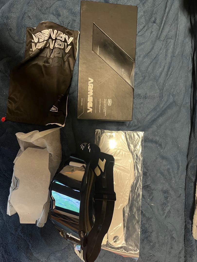 u -　100% ARMEGA オフロードゴーグル ブラック　シルバー