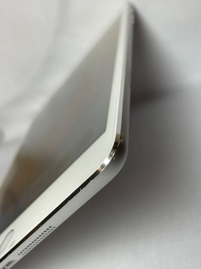 iPad mini 3 Cellularモデル 16GB 　※フィルム付・即発送