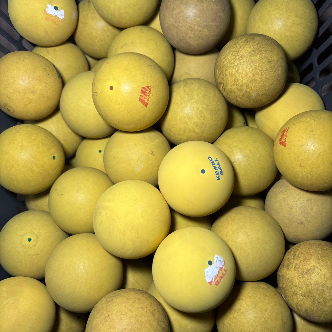 【早い者勝ち】ソフトテニス ボール 100球 イエロー カゴ付き
