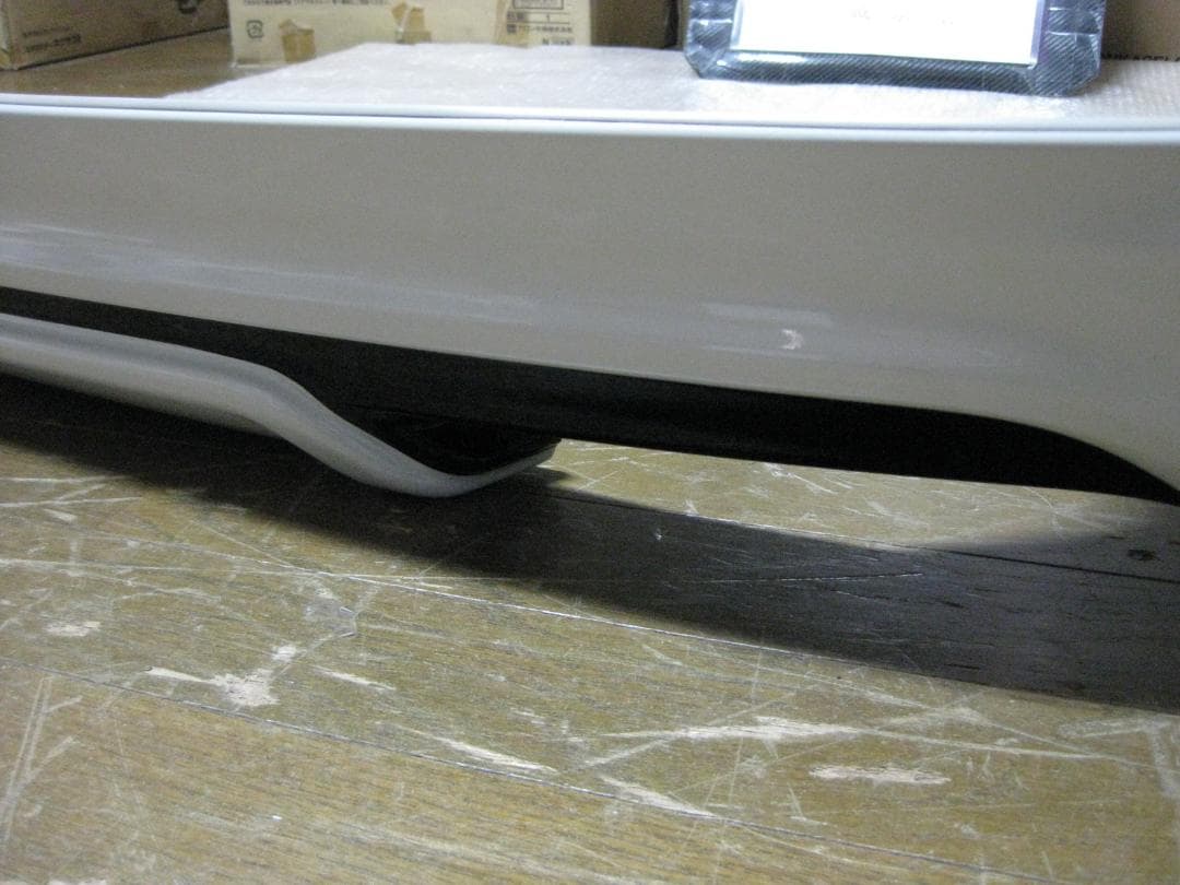 80系　ノア　エスクァイア　ヴォクシー　モデリスタ　リアハーフスポイラー　パール