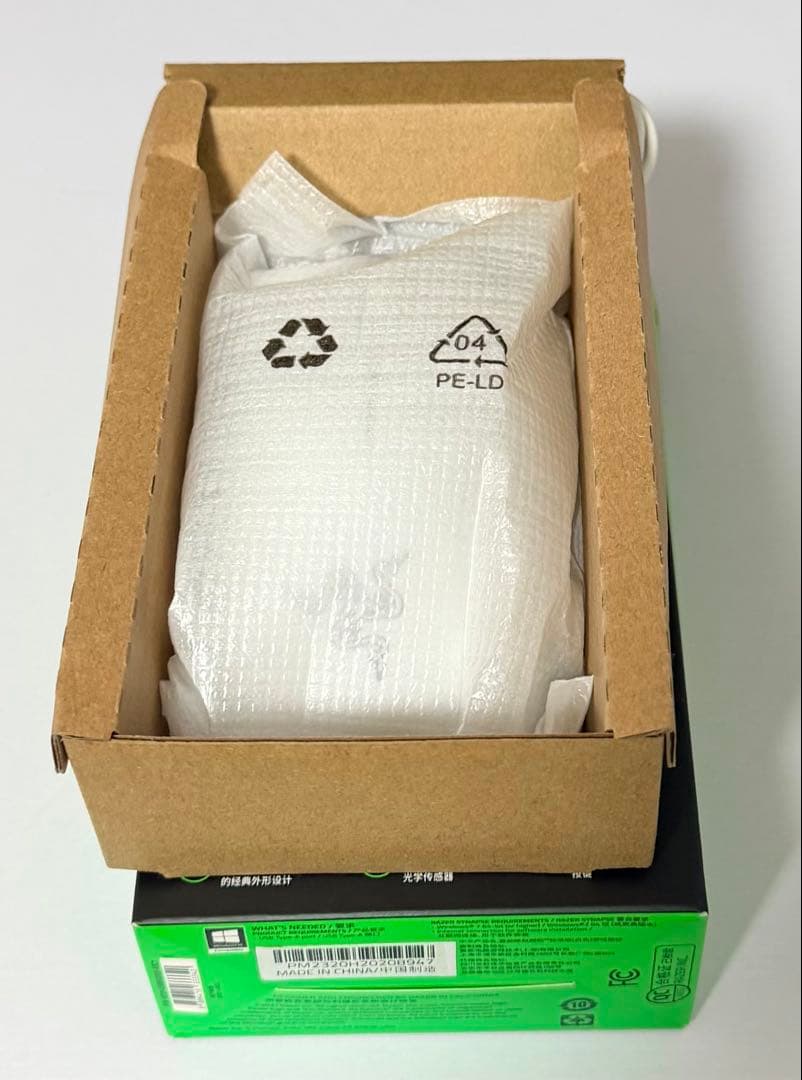 RAZERHUNTMANMINI＆ DEATHADDERESSENTIAL