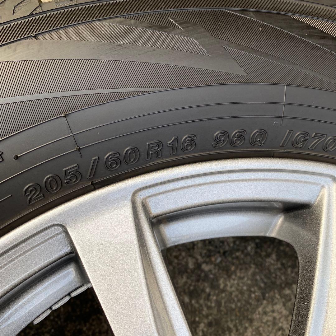◇中古バリ溝ヨコハマ205/60R16+トヨタ平座用アルミスタッドレスセット