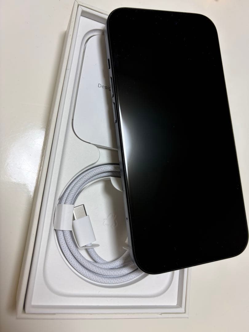 iPhone15 本体　128GB ブラック　バッテリー86% 箱付き