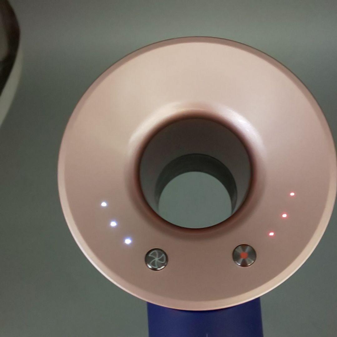 ダイソン dysonドライヤー HD08《国内正規品・風量新品同様》72