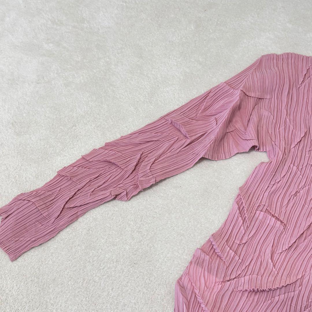 極美品✨ISSEY MIYAKE プリーツ　立体　変形　ピンク　長袖　トップス