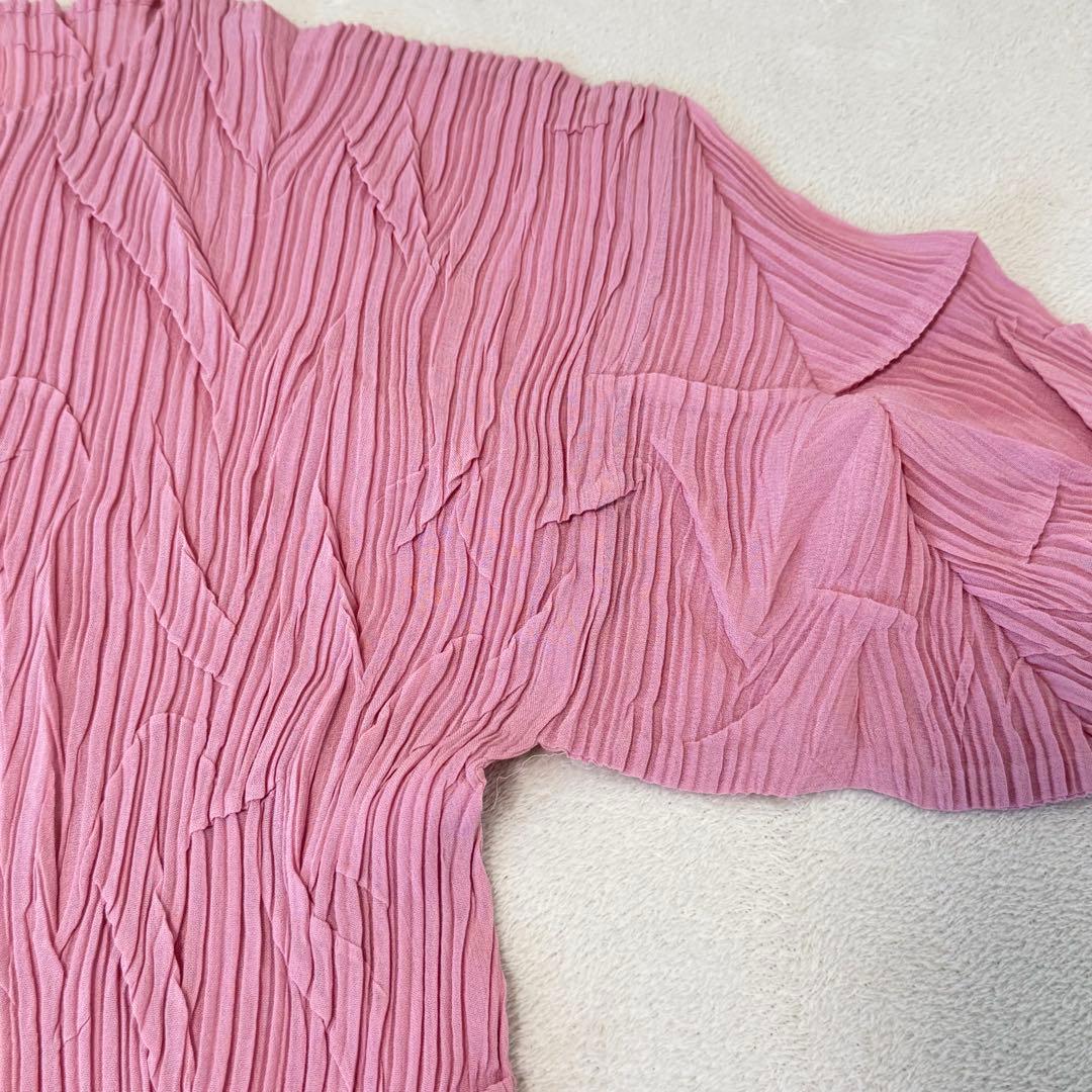 極美品✨ISSEY MIYAKE プリーツ　立体　変形　ピンク　長袖　トップス
