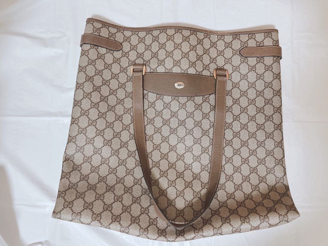 GUCCI　トートバッグ　GGスプリーム　肩掛け　A4収納可