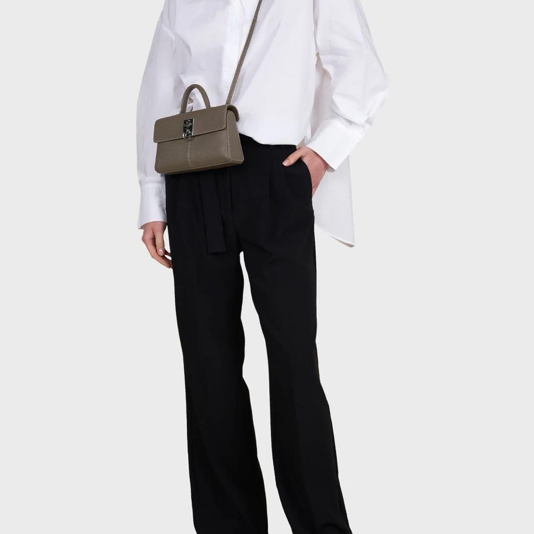 ☺︎　ショルダーバッグ　新品未使用