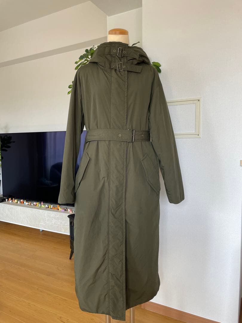 MOGA フード付き軽量ロングコート