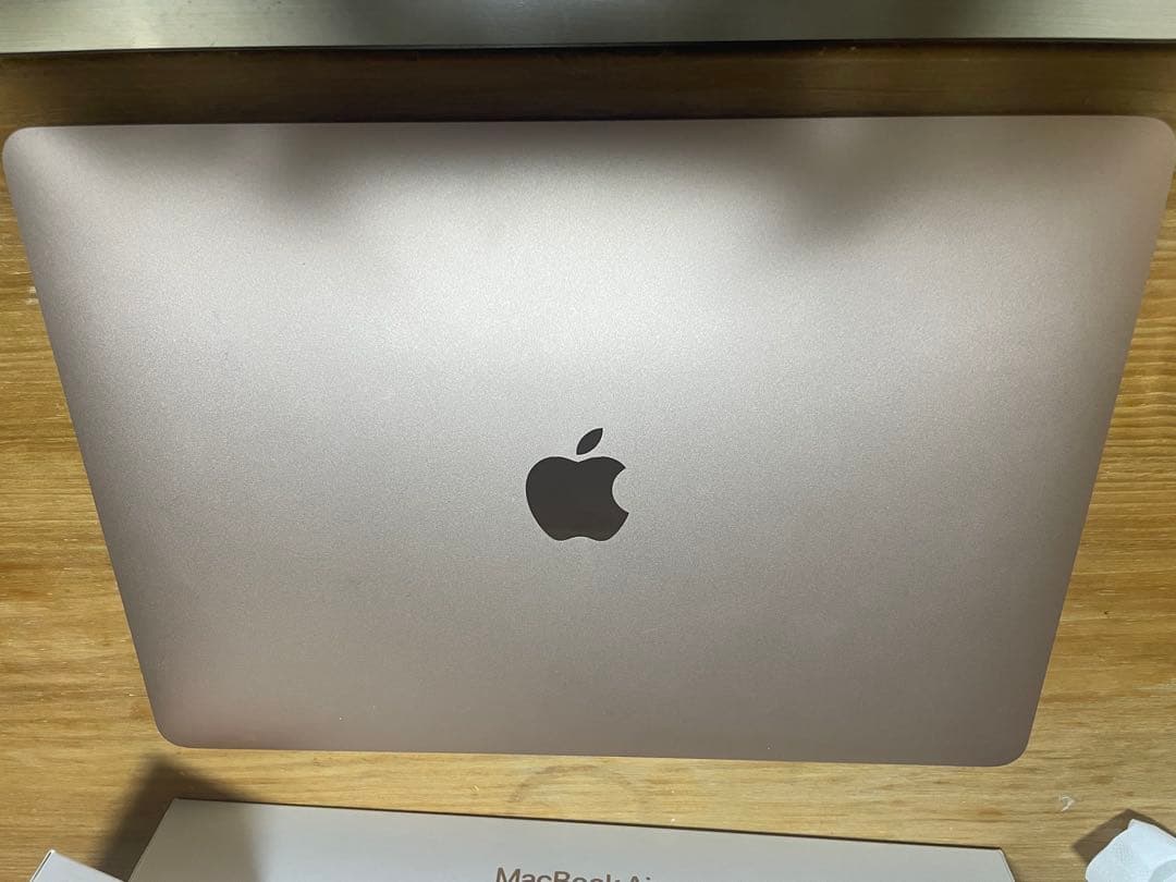 美品　Apple MacBook Air 256GB 13インチローズゴールド