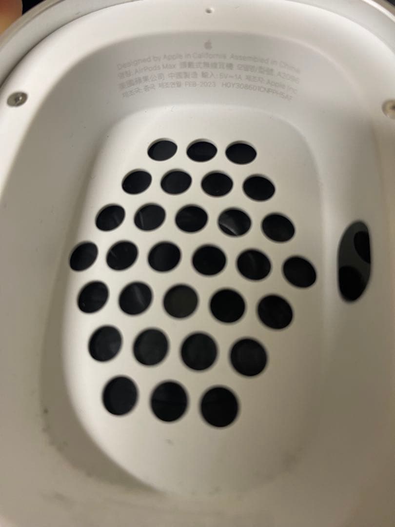 ま*き様 AirPodsMAX本体 シルバー ケース付き