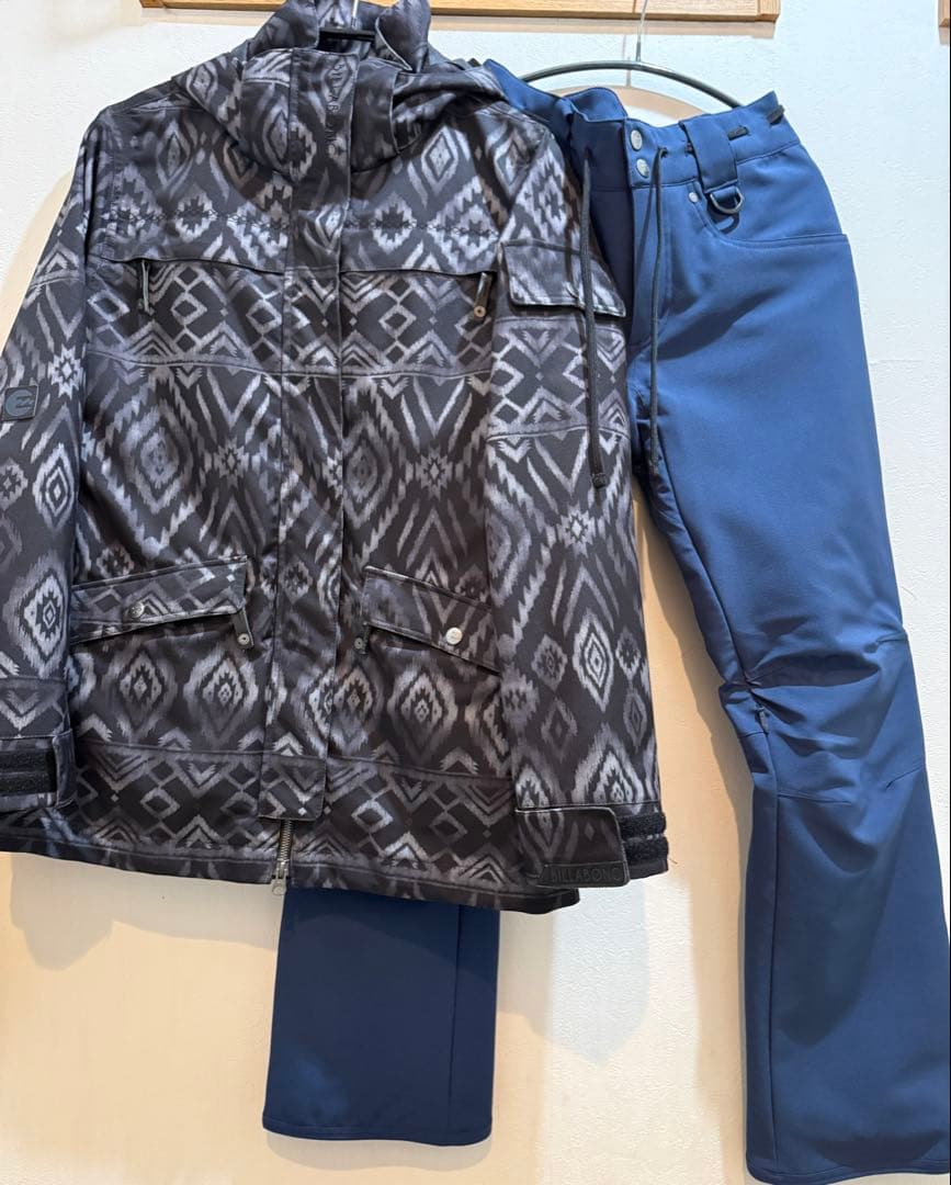 BILLABONGスノーボードウェアセット　M 上下セット