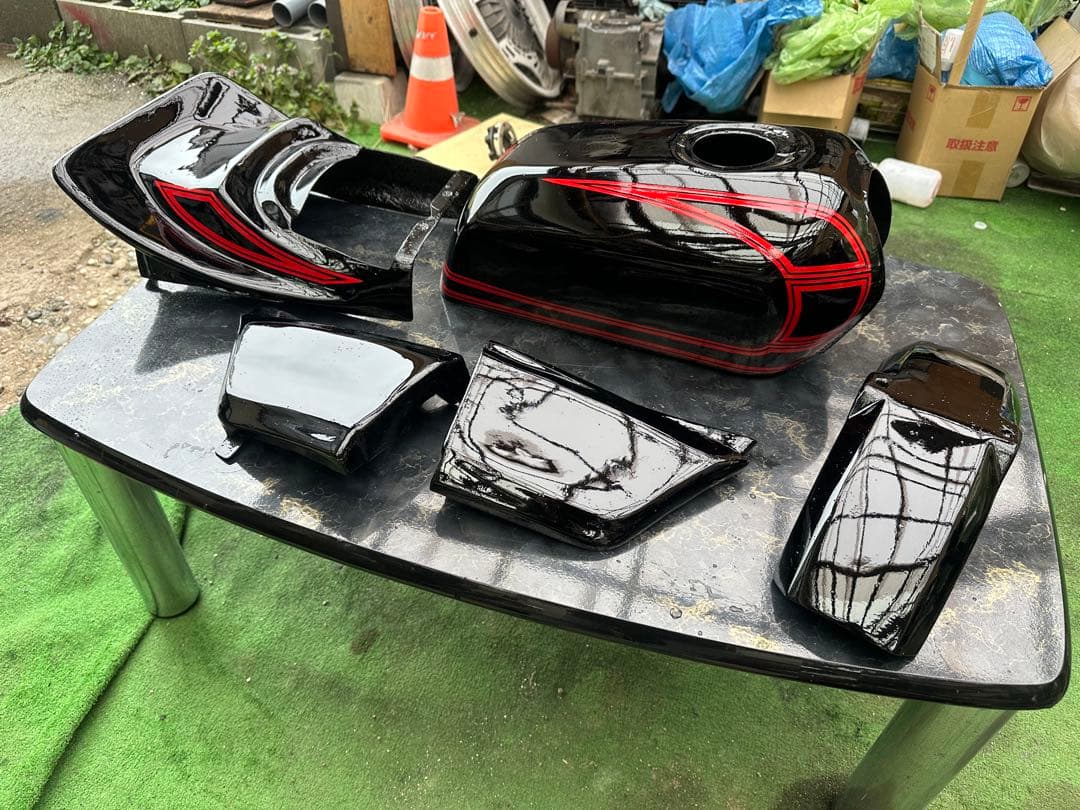 エイプ50/100 FX仕様　タンクカバーセット　「羽タイプ」