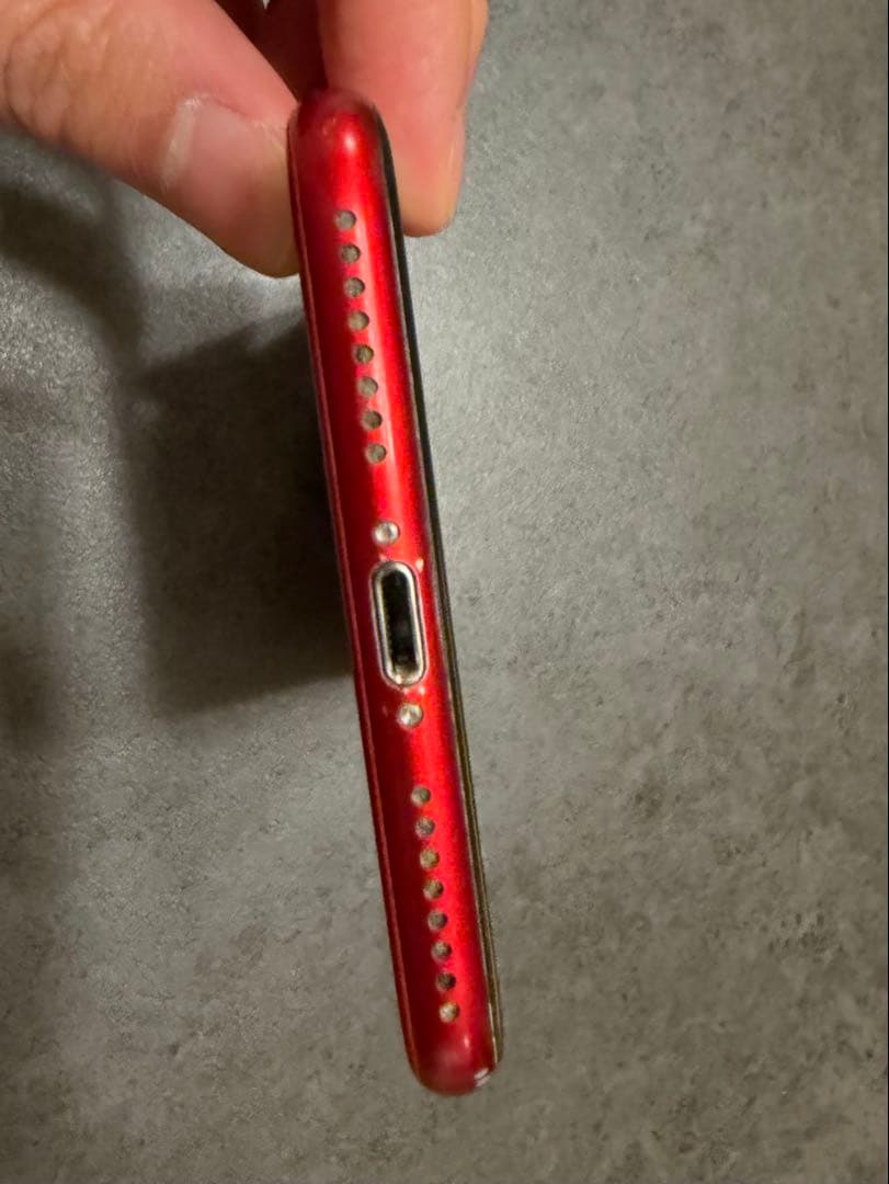 iPhone 8 plus 64G レッド 赤 バッテリー77%