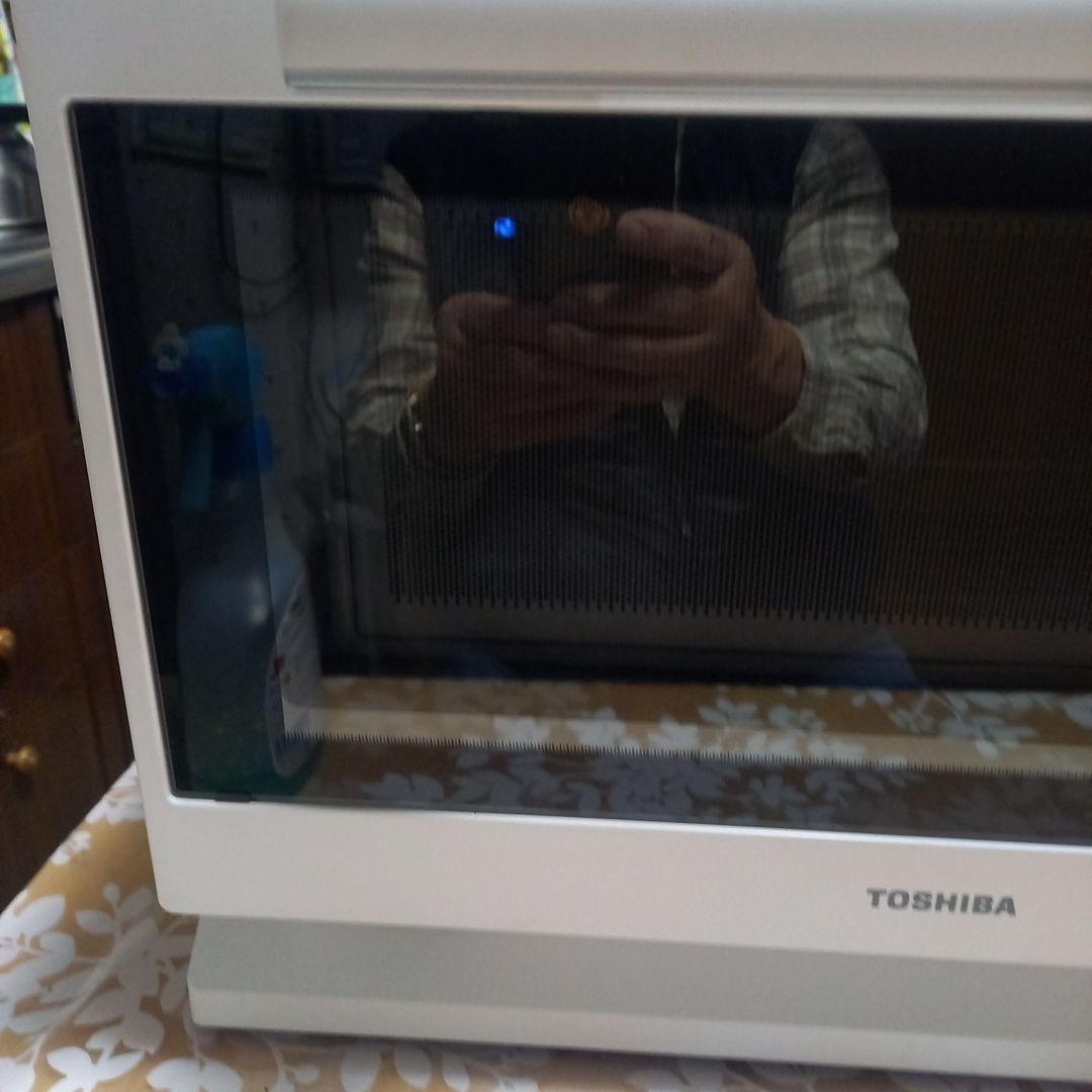 TOSHIBA 　ERーVS23 単機能電子レンジ ホワイト