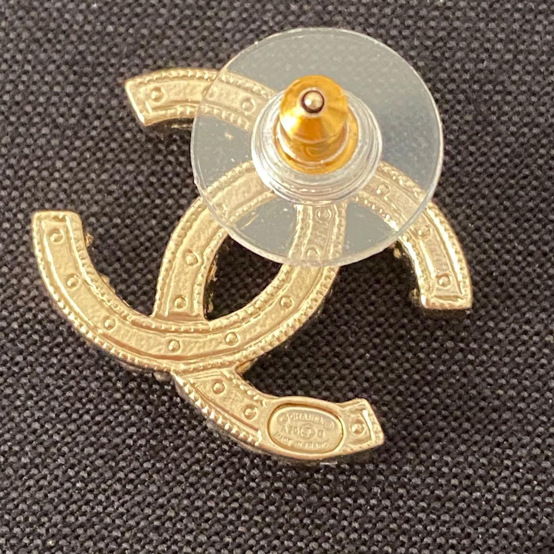 CHANEL ピアス　片耳 ゴールド