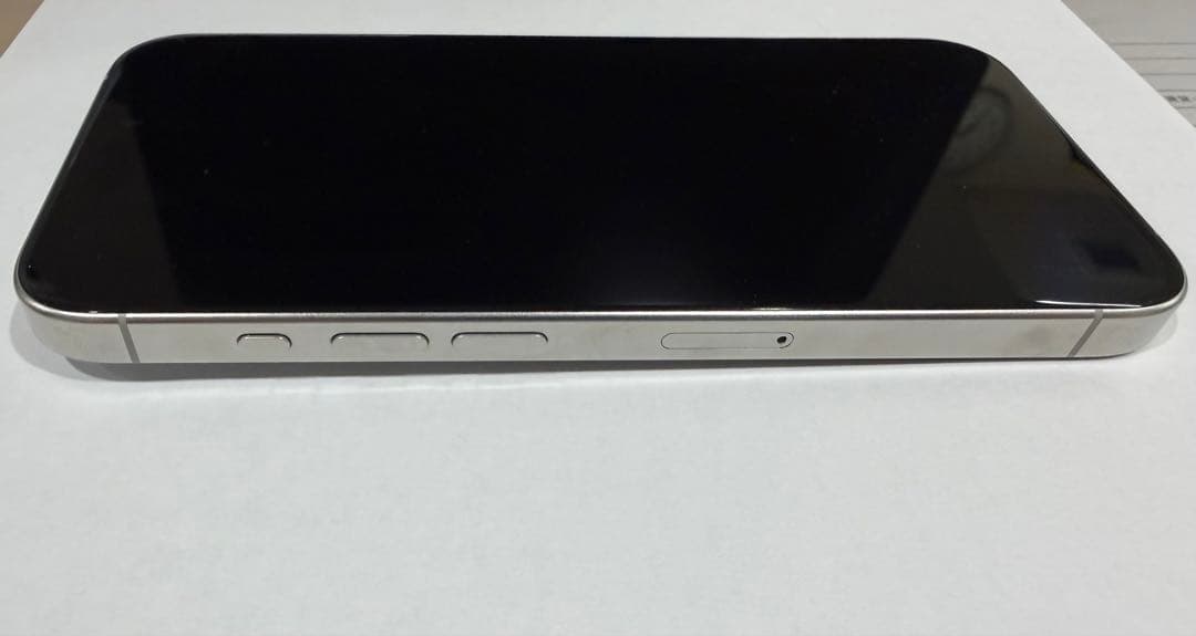 Apple iPhone 15Pro (256GB)シルバー 本体