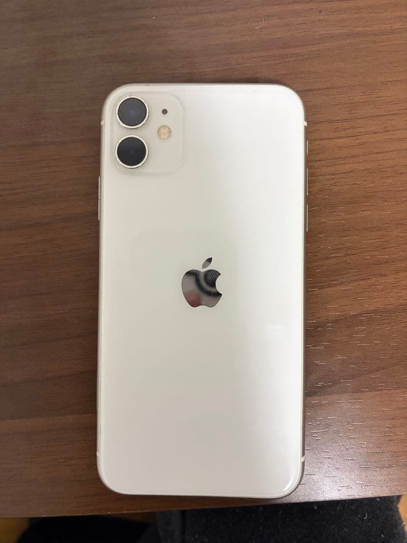 iPhone 11 SIMロック解除済み