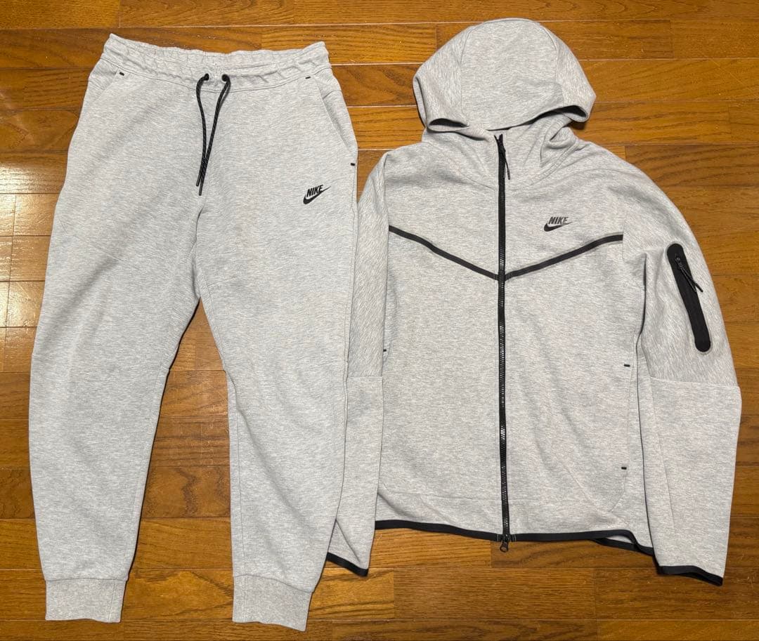美品 NIKE ナイキ テックフリース 上下 グレー