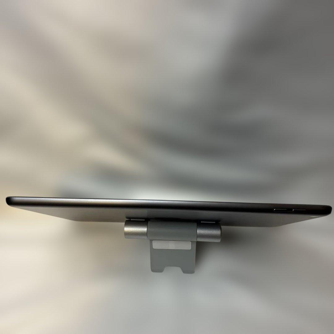 【Wi-Fiモデル】iPad8 32GB グレー 第8世代 A2270
