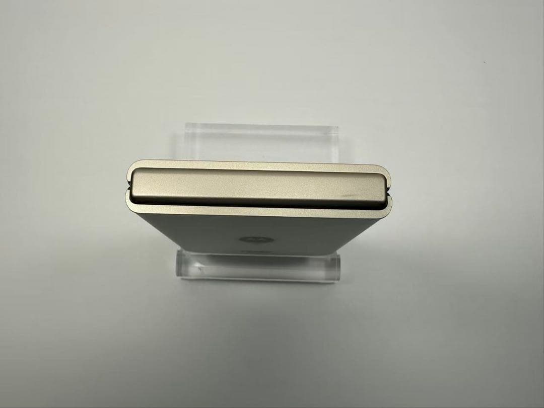 新品同様 motorola razr 50d M-51E docomo 国内版