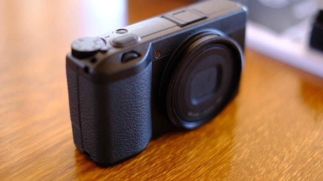 RICOH GR3 デジタルカメラ（撮影枚数326枚）