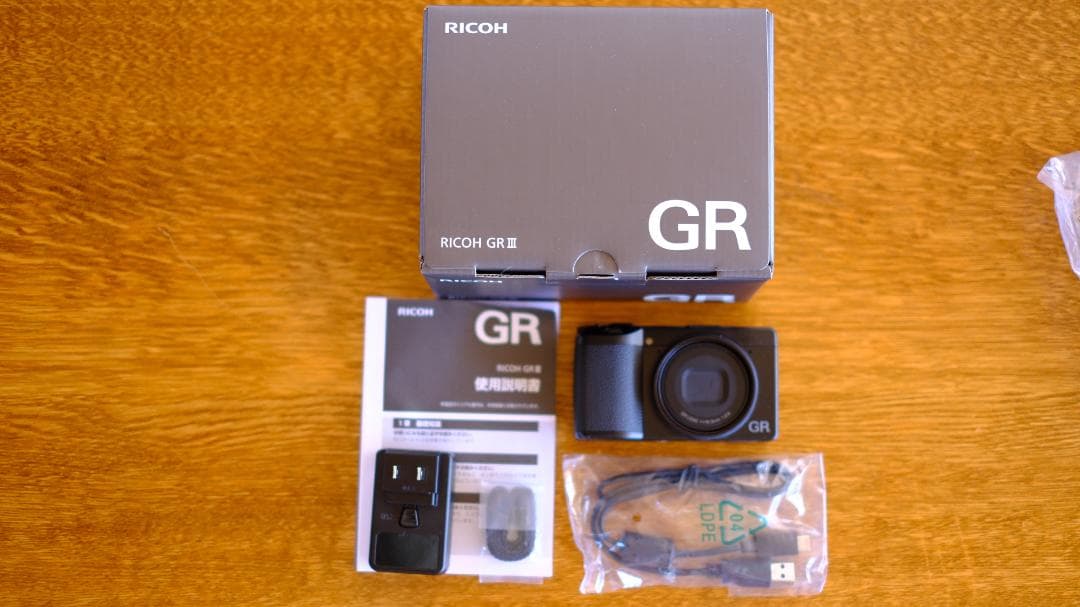 RICOH GR3 デジタルカメラ（撮影枚数326枚）