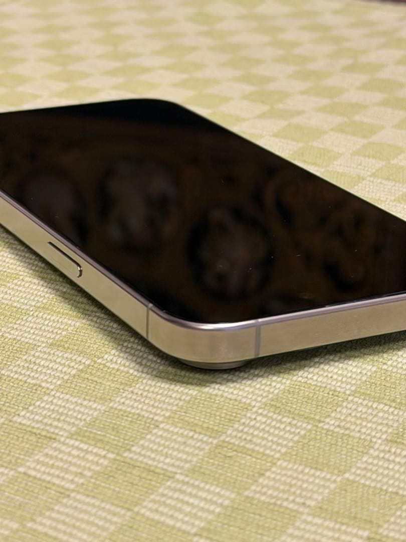 iPhone 15 Pro Max 256GB チタニウム　美品　おまけ多数