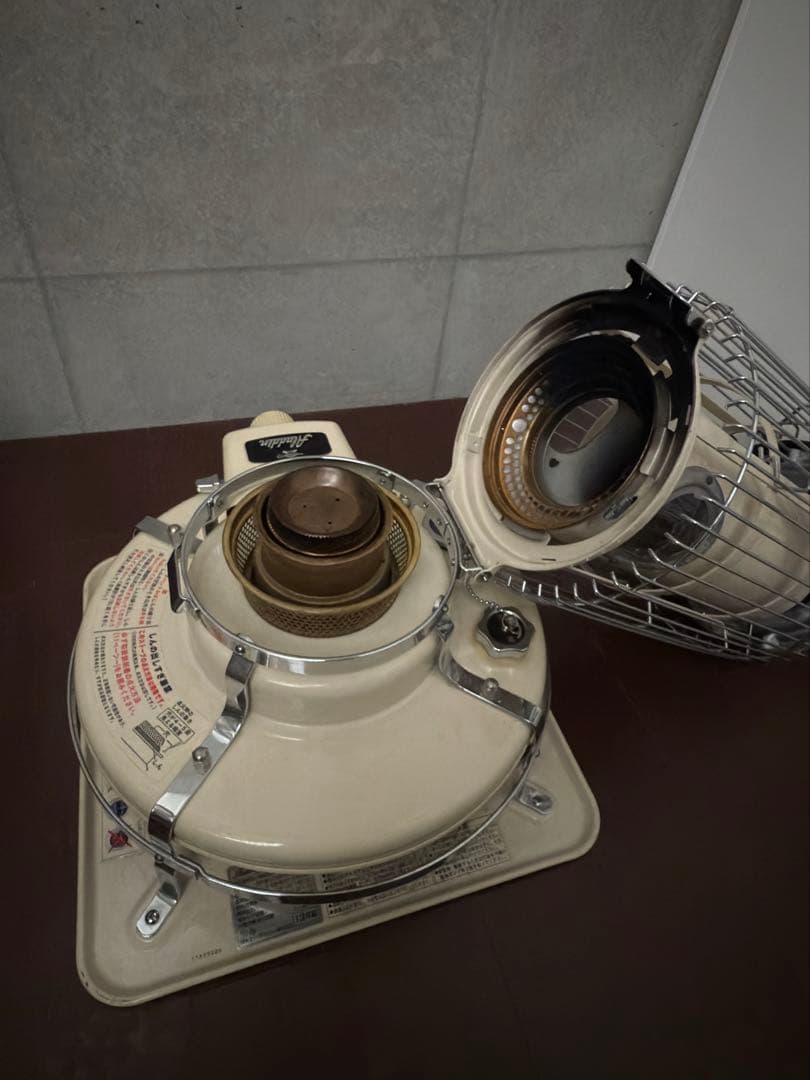 【お値下げしました】Aladdin ブルーフレームヒーター BF3905 白