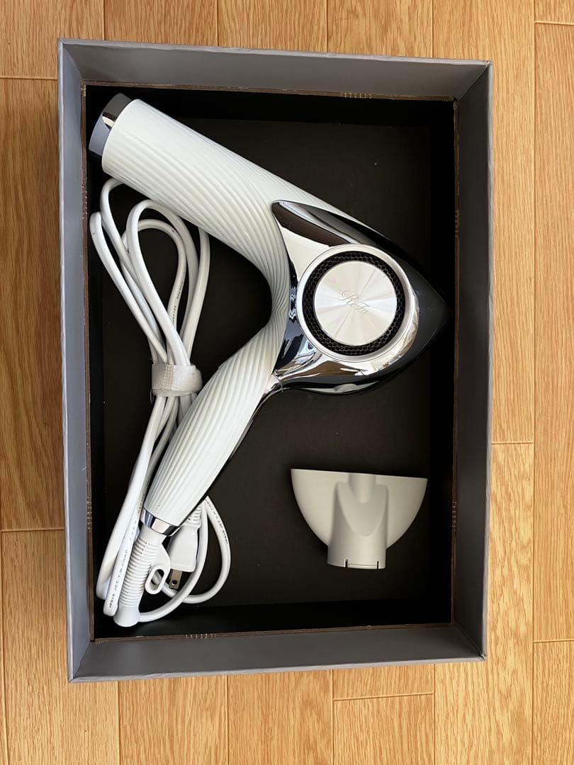 リファビューティックドライヤープロ