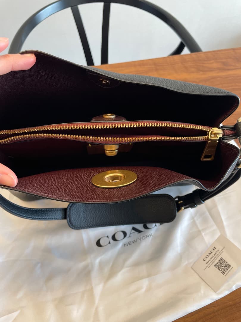 COACH ブラックレザー ハンドバッグ