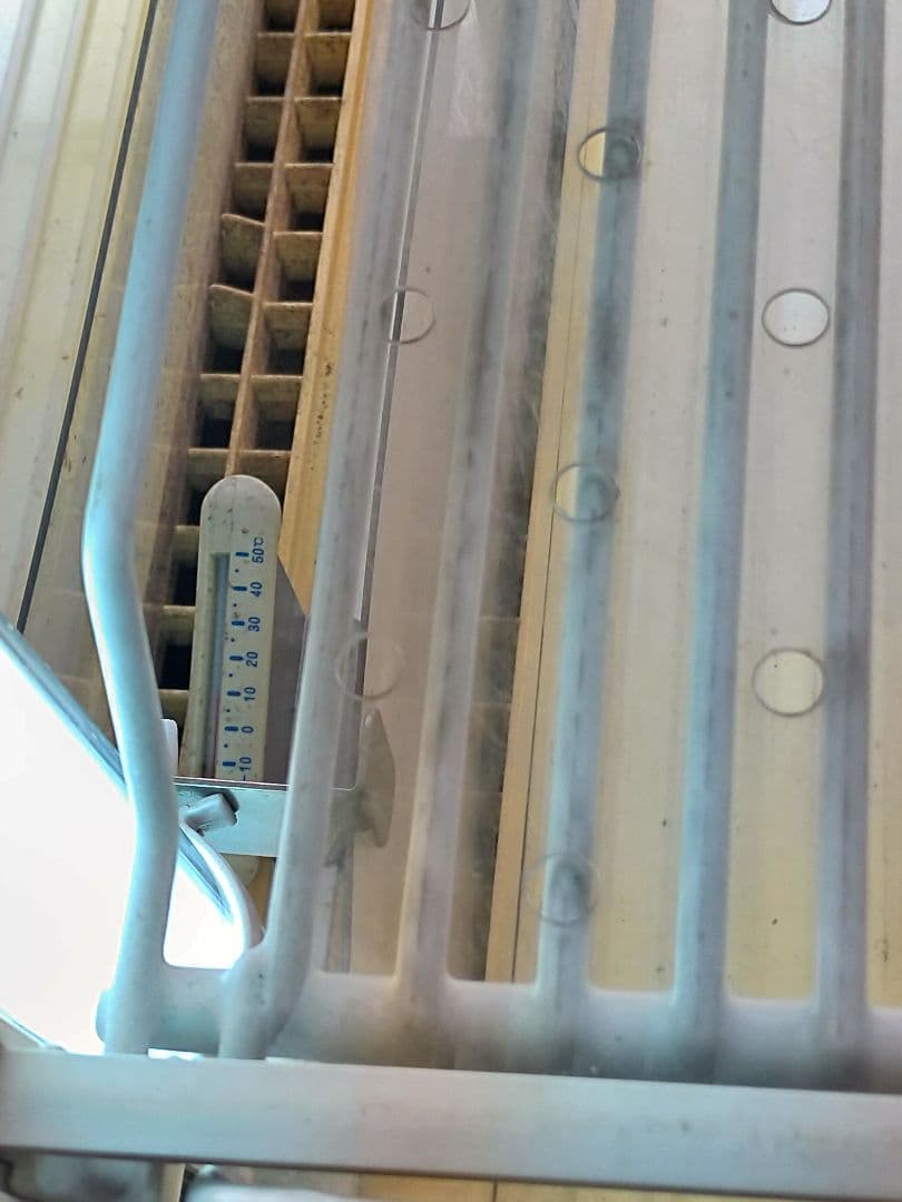 大正製薬リポビタンＤの冷蔵ショーケース　（購入者様で運送業者の手配必要です）