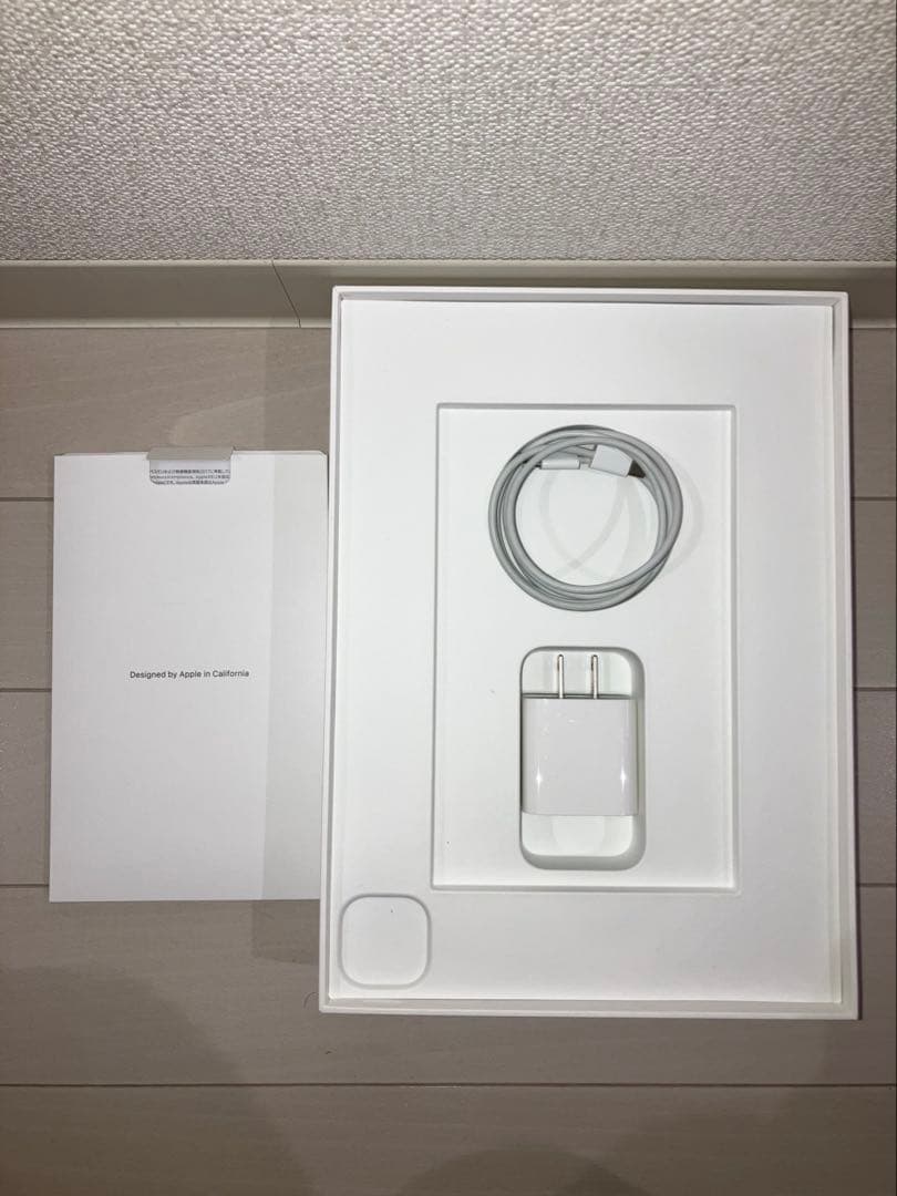 [3/10まで]　iPadPro11インチ第3世代128GB 純正品ケース付き