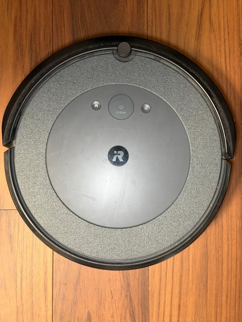 [ジャンク品] ルンバ i3+ / アイロボット 掃除機　自動ゴミ収集機つき