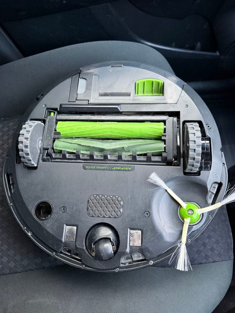 [ジャンク品] ルンバ i3+ / アイロボット 掃除機　自動ゴミ収集機つき