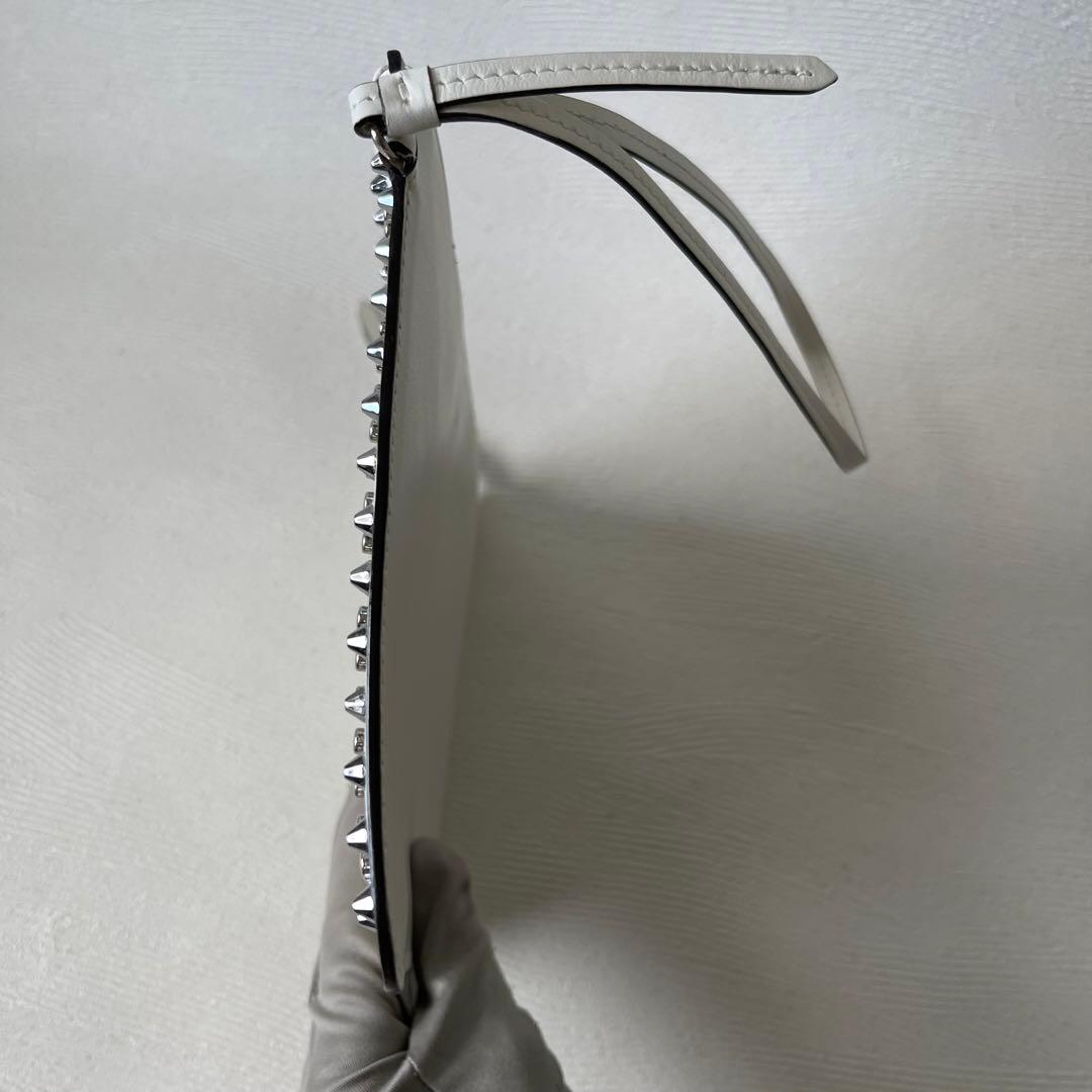 ジミーチュウ　JIMMY CHOO クラッチバッグ　スタッズ　ホワイト　ポーチ